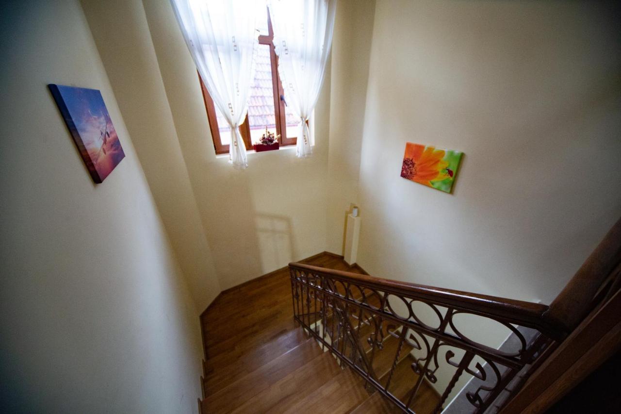 Happy Mood Apartments 브라쇼브 외부 사진
